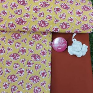 Small Floral Print Brown Color Border Queen Size Bedsheet.